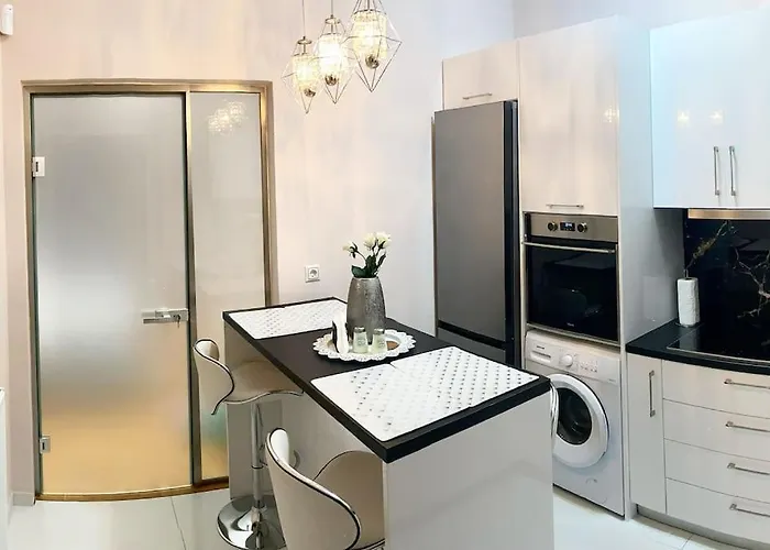 Hidden Gem Luxury Apartment